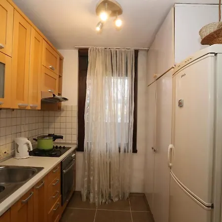 Lägenhet In Center Of *